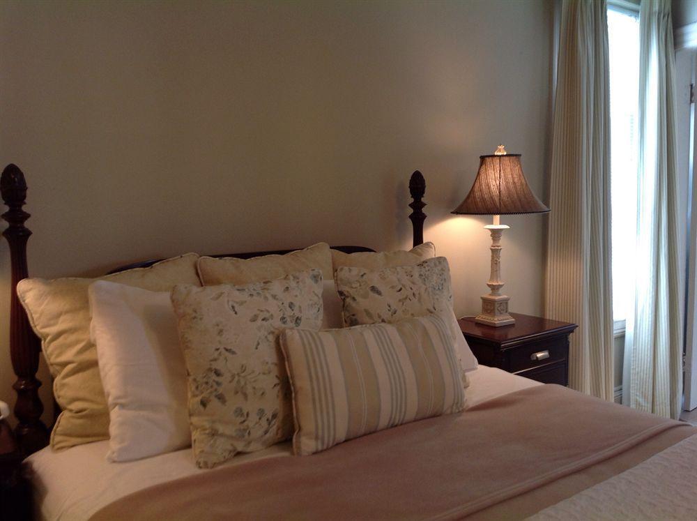 שדיאק Auberge Inn Thyme מראה חיצוני תמונה
