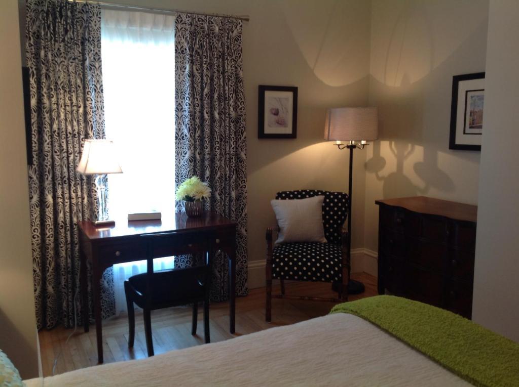 שדיאק Auberge Inn Thyme חדר תמונה