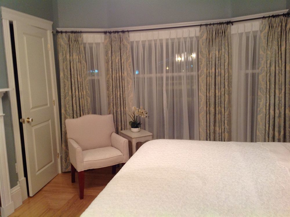 שדיאק Auberge Inn Thyme מראה חיצוני תמונה